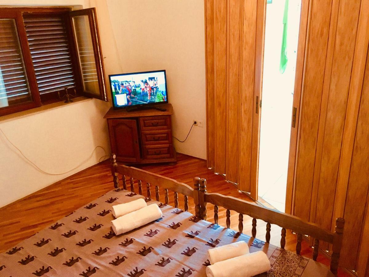 Apartmani Nina Šibenik Eksteriør billede