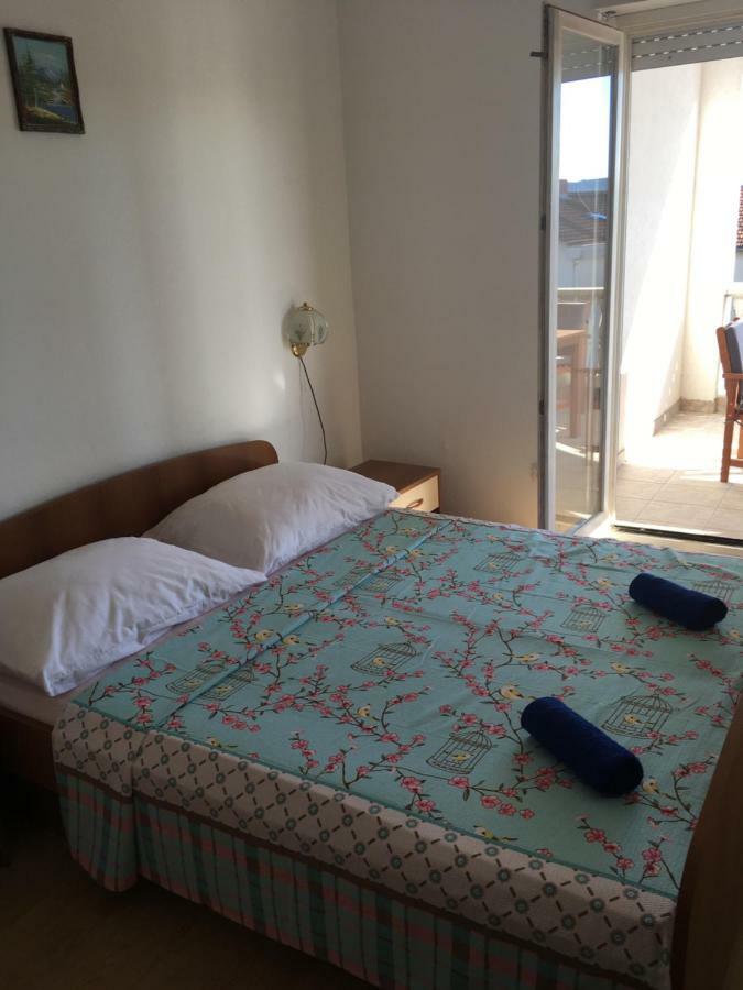 Apartmani Nina Šibenik Eksteriør billede