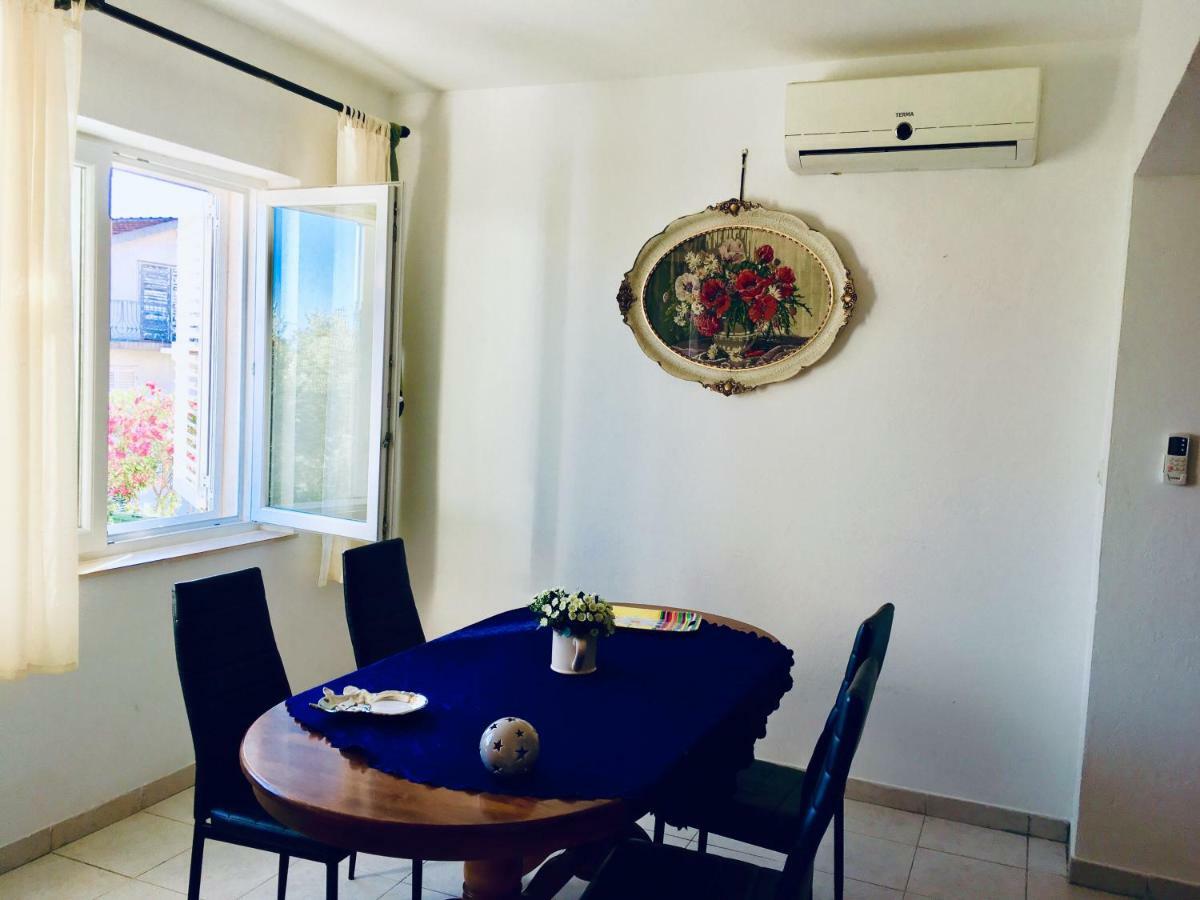 Apartmani Nina Šibenik Eksteriør billede