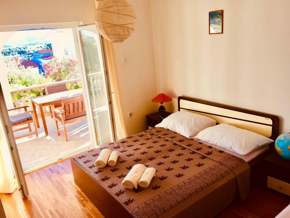 Apartmani Nina Šibenik Eksteriør billede